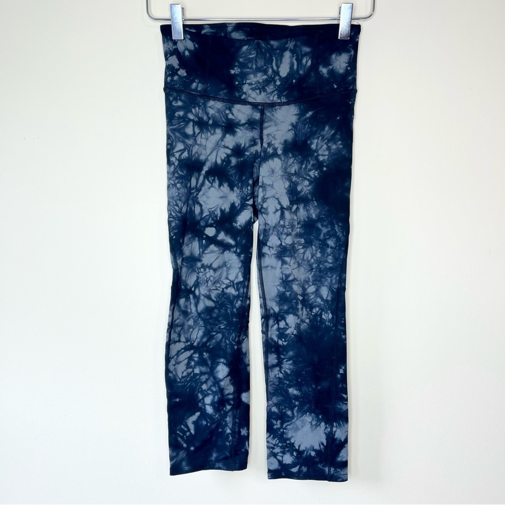 Breathe by Body Glove Black and Gray Tie Dye Crop Leggings Size XS